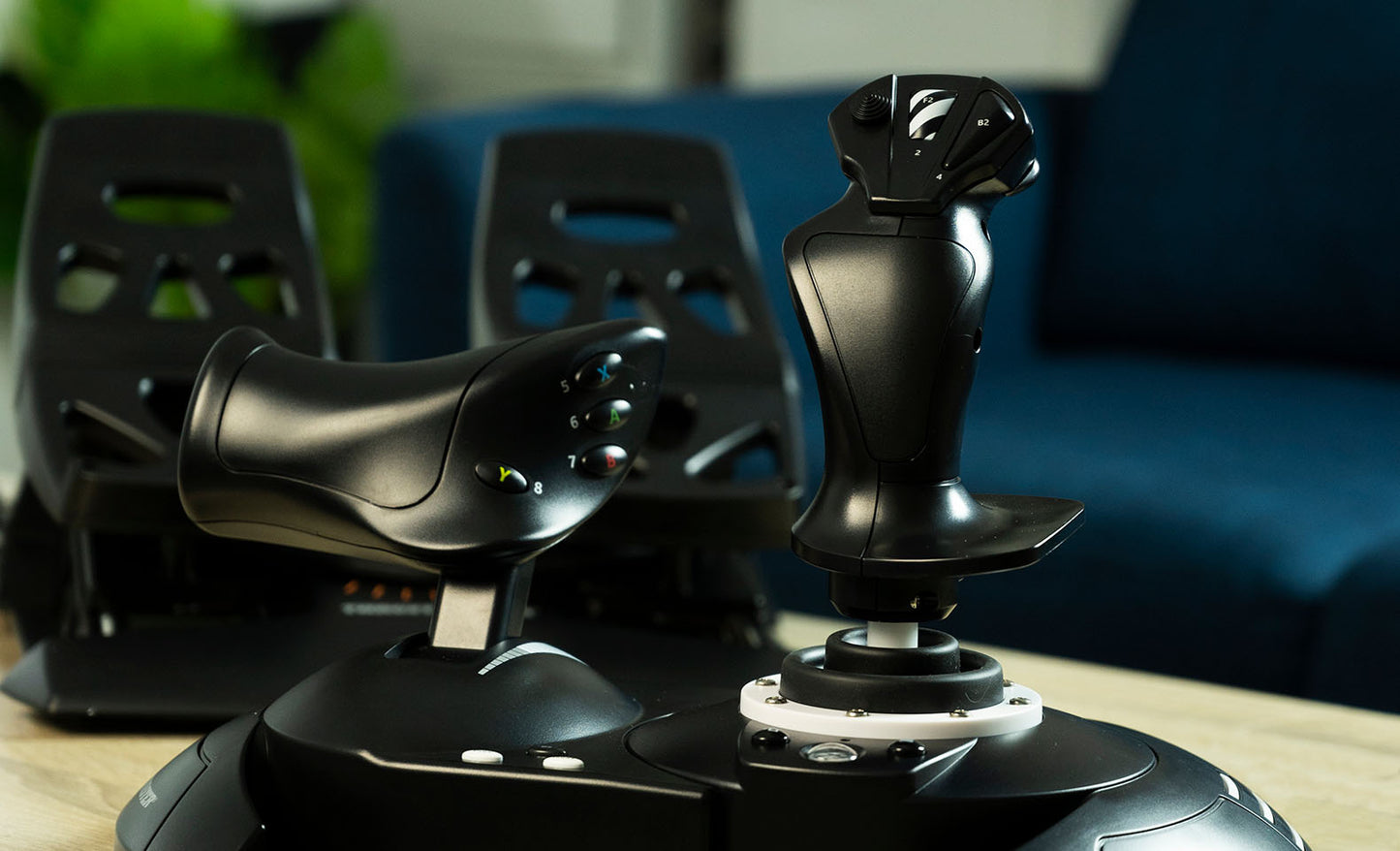 Thrustmaster T.Flight Full Kit X - Joystick, manette des gaz et palonnier - Pour Xbox Series X|S et PC