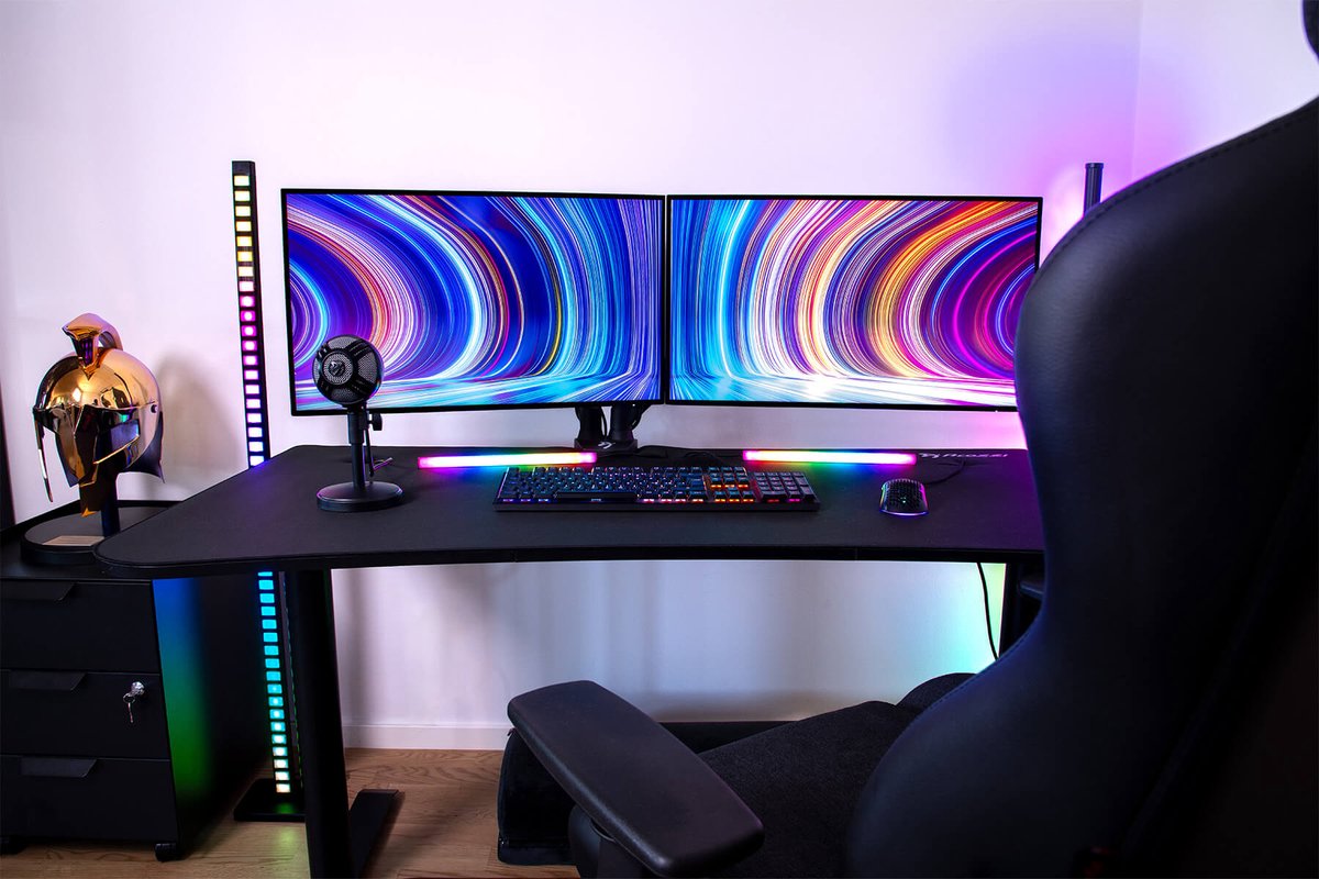 Arozzi Arena Medium - Bureau de jeu - Format moyen - Pure Black