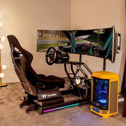 Thermaltake Triple Racing Monitor Stand – Support triple écrans – Structure en acier réglable – Compatible 32’’ à 49’’ – Noir